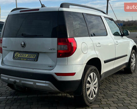 Білий Шкода Єті, об'ємом двигуна 1.2 л та пробігом 152 тис. км за 9900 $, фото 6 на Automoto.ua