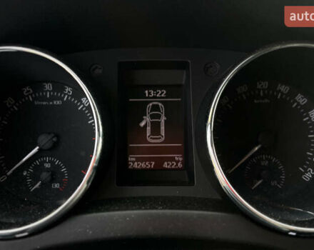 Білий Шкода Єті, об'ємом двигуна 1.2 л та пробігом 152 тис. км за 9900 $, фото 15 на Automoto.ua