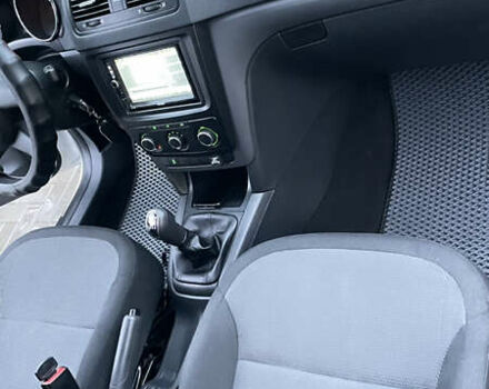 Білий Шкода Єті, об'ємом двигуна 1.2 л та пробігом 221 тис. км за 8200 $, фото 19 на Automoto.ua