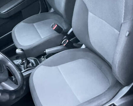 Білий Шкода Єті, об'ємом двигуна 1.2 л та пробігом 221 тис. км за 8200 $, фото 15 на Automoto.ua