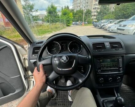 Белый Шкода Ети, объемом двигателя 1.2 л и пробегом 288 тыс. км за 3839 $, фото 5 на Automoto.ua