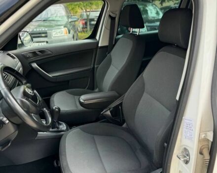 Белый Шкода Ети, объемом двигателя 1.2 л и пробегом 288 тыс. км за 3839 $, фото 9 на Automoto.ua