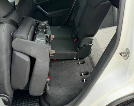 Белый Шкода Ети, объемом двигателя 1.2 л и пробегом 288 тыс. км за 3839 $, фото 12 на Automoto.ua