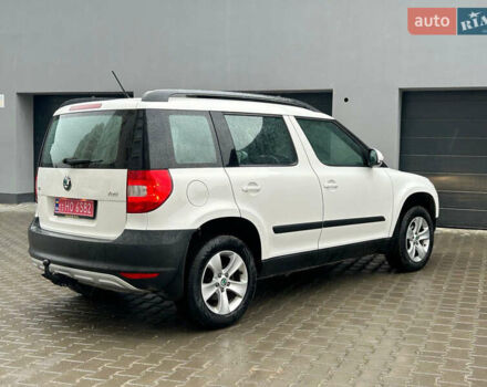 Білий Шкода Єті, об'ємом двигуна 1.4 л та пробігом 200 тис. км за 8999 $, фото 6 на Automoto.ua