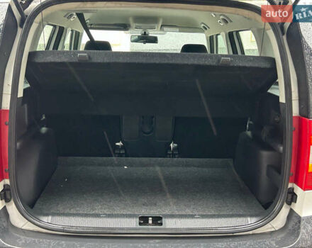 Білий Шкода Єті, об'ємом двигуна 1.4 л та пробігом 200 тис. км за 8999 $, фото 16 на Automoto.ua