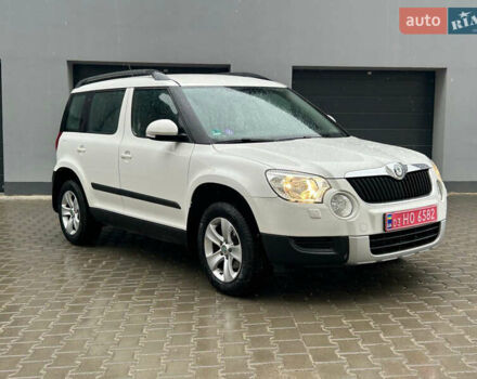 Білий Шкода Єті, об'ємом двигуна 1.4 л та пробігом 200 тис. км за 8999 $, фото 2 на Automoto.ua