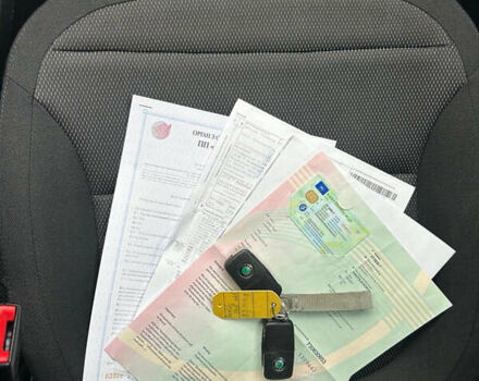 Білий Шкода Єті, об'ємом двигуна 1.4 л та пробігом 200 тис. км за 8999 $, фото 12 на Automoto.ua