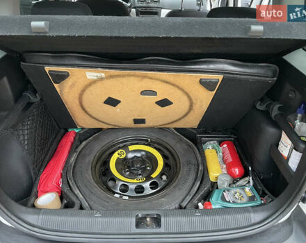 Білий Шкода Єті, об'ємом двигуна 1.2 л та пробігом 225 тис. км за 7300 $, фото 10 на Automoto.ua