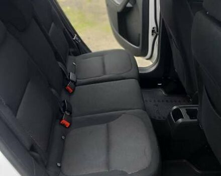 Білий Шкода Єті, об'ємом двигуна 1.6 л та пробігом 219 тис. км за 7700 $, фото 5 на Automoto.ua