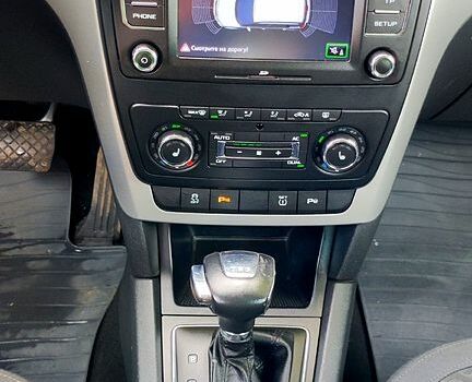 Белый Шкода Ети, объемом двигателя 1.2 л и пробегом 181 тыс. км за 6999 $, фото 10 на Automoto.ua