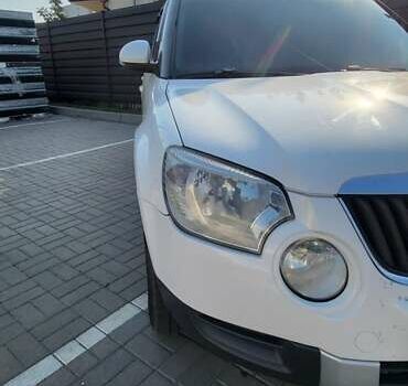 Белый Шкода Ети, объемом двигателя 2 л и пробегом 250 тыс. км за 12000 $, фото 1 на Automoto.ua