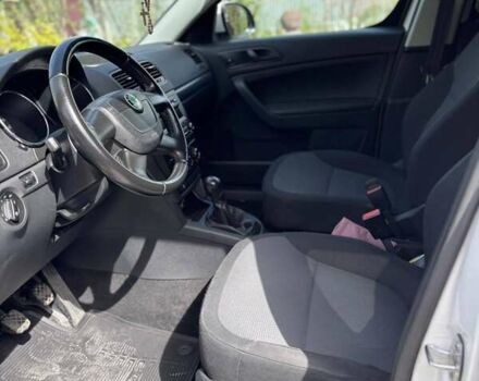 Белый Шкода Ети, объемом двигателя 1.97 л и пробегом 280 тыс. км за 8499 $, фото 1 на Automoto.ua