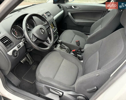 Білий Шкода Єті, об'ємом двигуна 2 л та пробігом 211 тис. км за 14800 $, фото 65 на Automoto.ua