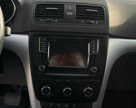 Белый Шкода Ети, объемом двигателя 2 л и пробегом 242 тыс. км за 12900 $, фото 13 на Automoto.ua