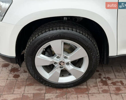 Білий Шкода Єті, об'ємом двигуна 2 л та пробігом 211 тис. км за 14800 $, фото 16 на Automoto.ua