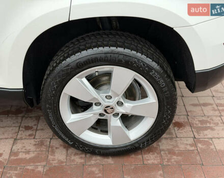 Білий Шкода Єті, об'ємом двигуна 2 л та пробігом 211 тис. км за 14800 $, фото 17 на Automoto.ua