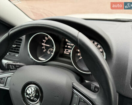 Білий Шкода Єті, об'ємом двигуна 2 л та пробігом 211 тис. км за 14800 $, фото 75 на Automoto.ua