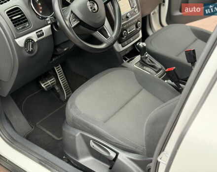 Білий Шкода Єті, об'ємом двигуна 2 л та пробігом 211 тис. км за 14800 $, фото 25 на Automoto.ua