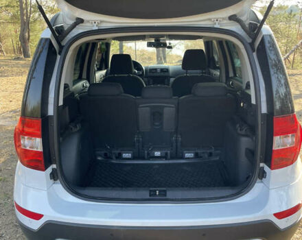 Белый Шкода Ети, объемом двигателя 2 л и пробегом 277 тыс. км за 13700 $, фото 15 на Automoto.ua