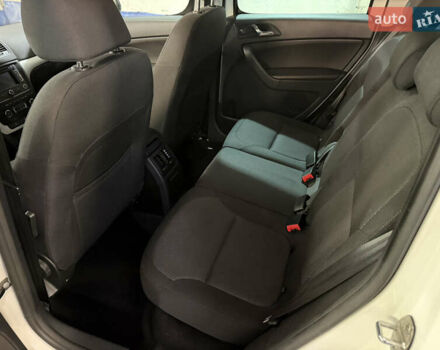 Белый Шкода Ети, объемом двигателя 2 л и пробегом 211 тыс. км за 14800 $, фото 24 на Automoto.ua