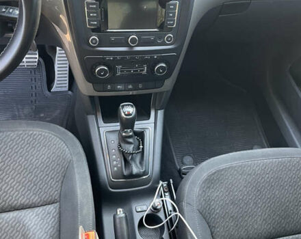 Белый Шкода Ети, объемом двигателя 2 л и пробегом 277 тыс. км за 13700 $, фото 12 на Automoto.ua