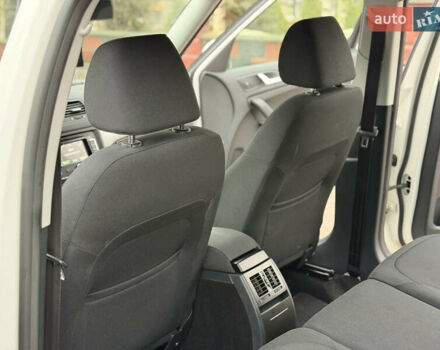 Білий Шкода Єті, об'ємом двигуна 2 л та пробігом 211 тис. км за 14800 $, фото 38 на Automoto.ua