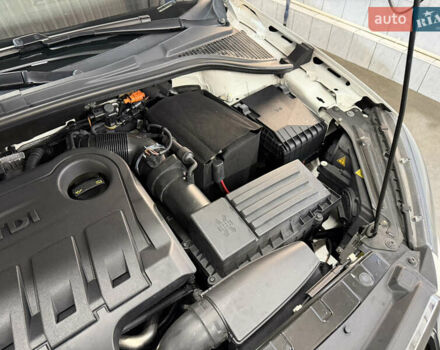 Белый Шкода Ети, объемом двигателя 2 л и пробегом 211 тыс. км за 14800 $, фото 35 на Automoto.ua