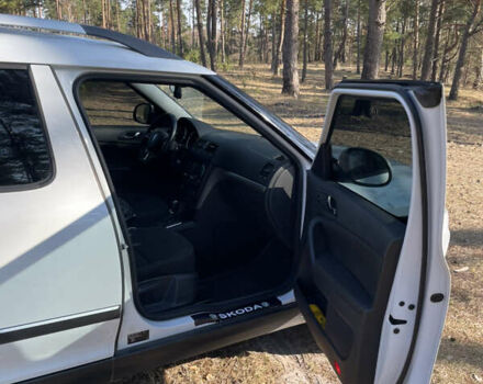 Белый Шкода Ети, объемом двигателя 2 л и пробегом 277 тыс. км за 13700 $, фото 19 на Automoto.ua