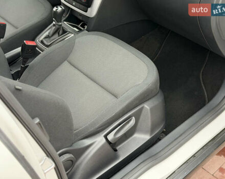 Білий Шкода Єті, об'ємом двигуна 2 л та пробігом 211 тис. км за 14800 $, фото 29 на Automoto.ua