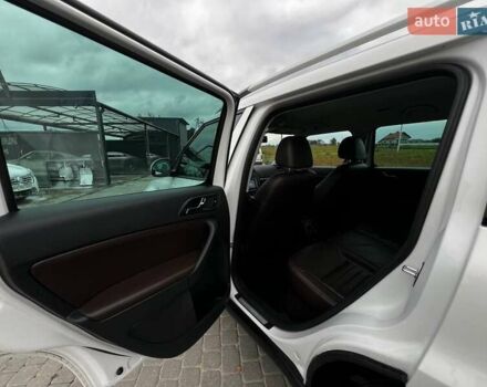 Белый Шкода Ети, объемом двигателя 2 л и пробегом 270 тыс. км за 12700 $, фото 18 на Automoto.ua