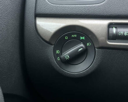 Белый Шкода Ети, объемом двигателя 1.97 л и пробегом 247 тыс. км за 15000 $, фото 16 на Automoto.ua