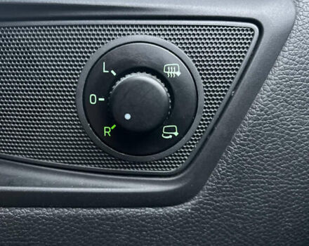 Белый Шкода Ети, объемом двигателя 1.97 л и пробегом 247 тыс. км за 15000 $, фото 17 на Automoto.ua