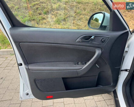 Шкода Ети 2016 в Стрые на Automoto.ua Белый Шкода Ети, объемом двигателя 2 л и пробегом 319 тыс. км за 14500 $, фото 46 на Automoto.ua