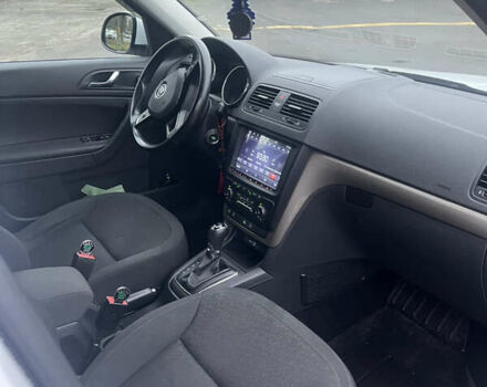 Белый Шкода Ети, объемом двигателя 1.97 л и пробегом 247 тыс. км за 15000 $, фото 11 на Automoto.ua