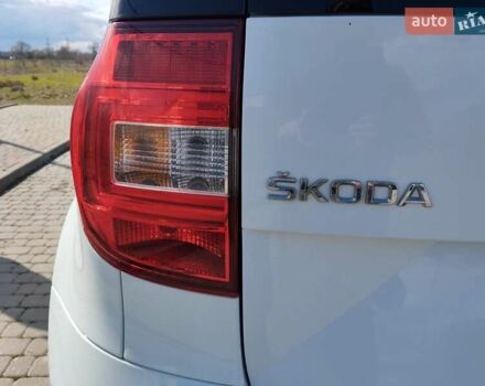 Белый Шкода Ети, объемом двигателя 1.97 л и пробегом 305 тыс. км за 12500 $, фото 19 на Automoto.ua