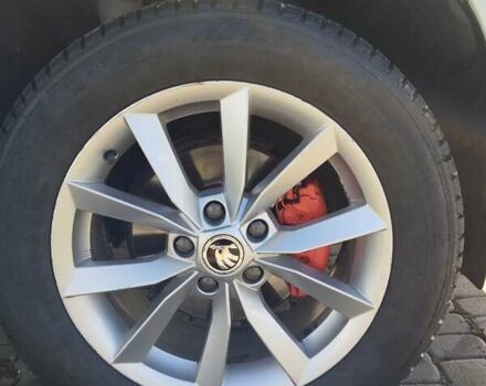 Белый Шкода Ети, объемом двигателя 1.97 л и пробегом 305 тыс. км за 12500 $, фото 29 на Automoto.ua