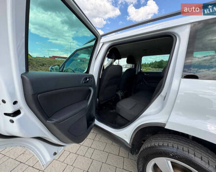 Шкода Ети 2016 в Стрые на Automoto.ua Белый Шкода Ети, объемом двигателя 2 л и пробегом 319 тыс. км за 14500 $, фото 45 на Automoto.ua