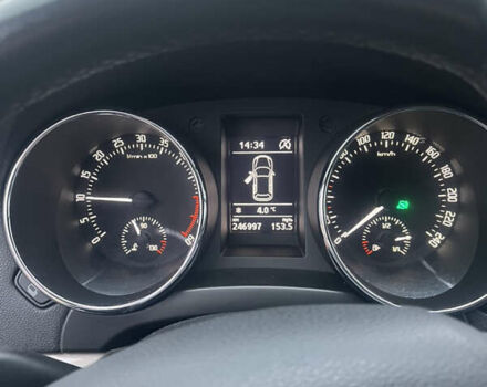 Белый Шкода Ети, объемом двигателя 1.97 л и пробегом 247 тыс. км за 15000 $, фото 12 на Automoto.ua