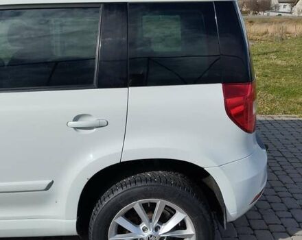 Белый Шкода Ети, объемом двигателя 1.97 л и пробегом 305 тыс. км за 12500 $, фото 1 на Automoto.ua