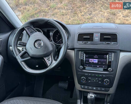 Білий Шкода Єті, об'ємом двигуна 2 л та пробігом 319 тис. км за 14999 $, фото 3 на Automoto.ua