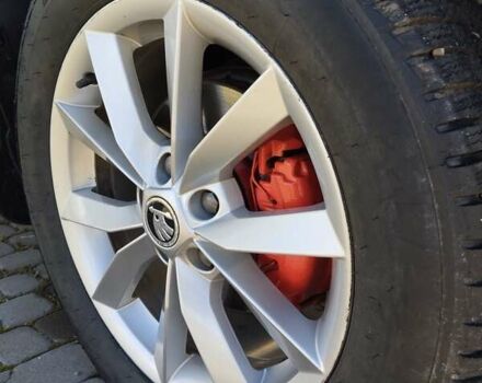 Белый Шкода Ети, объемом двигателя 1.97 л и пробегом 305 тыс. км за 12500 $, фото 27 на Automoto.ua