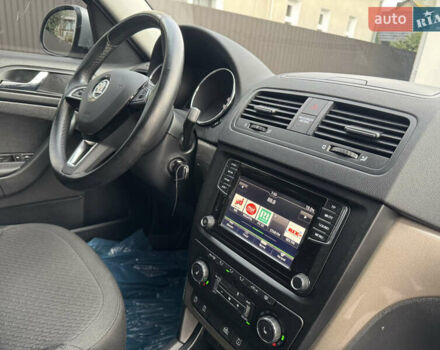 Белый Шкода Ети, объемом двигателя 2 л и пробегом 245 тыс. км за 11900 $, фото 38 на Automoto.ua