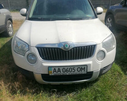 Білий Шкода Єті, об'ємом двигуна 1.8 л та пробігом 300 тис. км за 7200 $, фото 1 на Automoto.ua