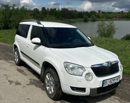 Белый Шкода Ети, объемом двигателя 1.2 л и пробегом 194 тыс. км за 8700 $, фото 1 на Automoto.ua