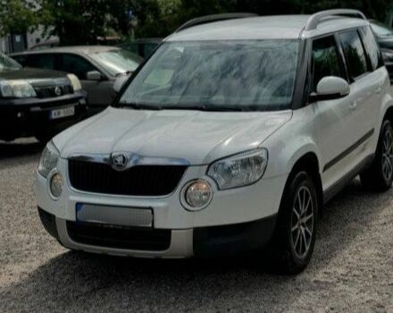 Білий Шкода Єті, об'ємом двигуна 0 л та пробігом 190 тис. км за 5700 $, фото 1 на Automoto.ua