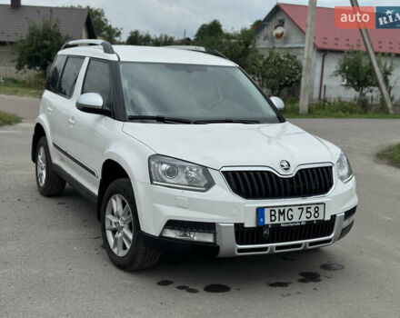 Білий Шкода Єті, об'ємом двигуна 2 л та пробігом 244 тис. км за 12400 $, фото 1 на Automoto.ua