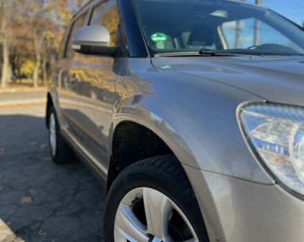 Бежевий Шкода Єті, об'ємом двигуна 1.2 л та пробігом 247 тис. км за 8500 $, фото 1 на Automoto.ua