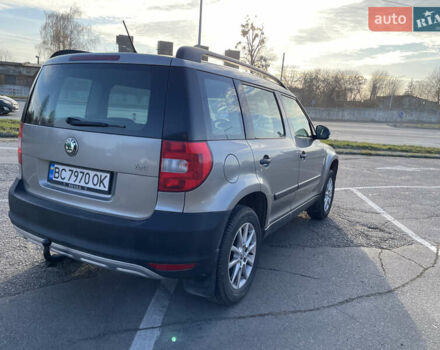 Бежевий Шкода Єті, об'ємом двигуна 1.2 л та пробігом 136 тис. км за 6999 $, фото 6 на Automoto.ua