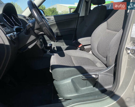 Бежевый Шкода Ети, объемом двигателя 1.8 л и пробегом 159 тыс. км за 8800 $, фото 13 на Automoto.ua