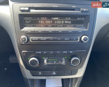 Бежевый Шкода Ети, объемом двигателя 1.8 л и пробегом 159 тыс. км за 8800 $, фото 22 на Automoto.ua